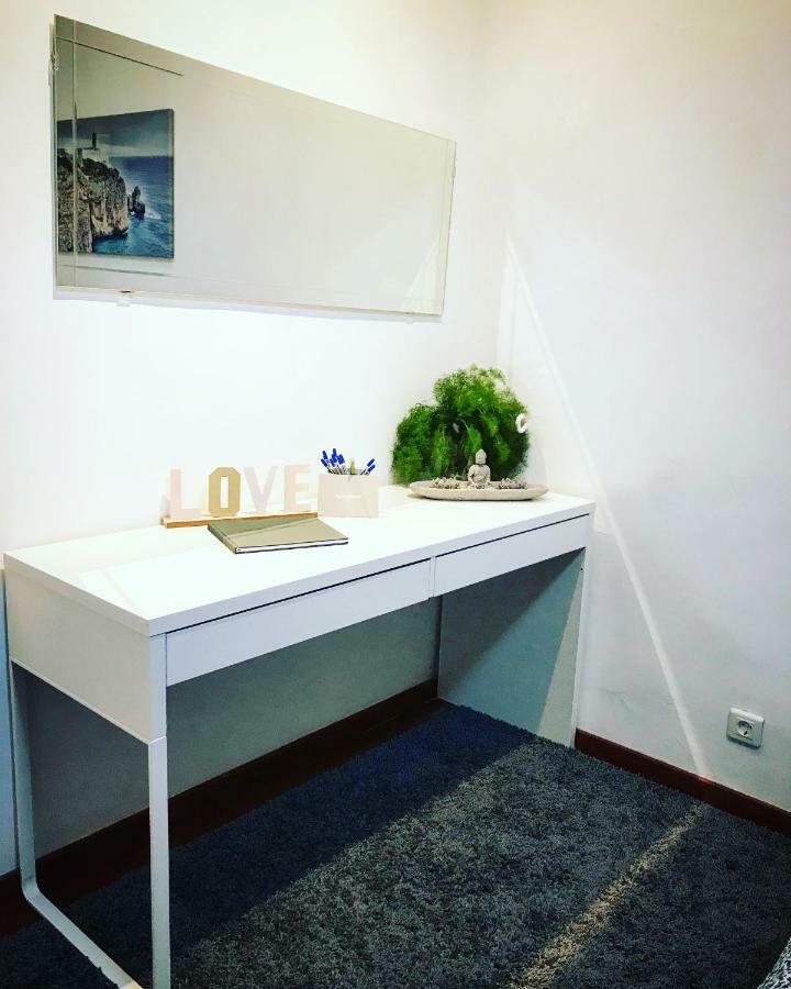 Guest Love Chiado Lisbon Exterior photo